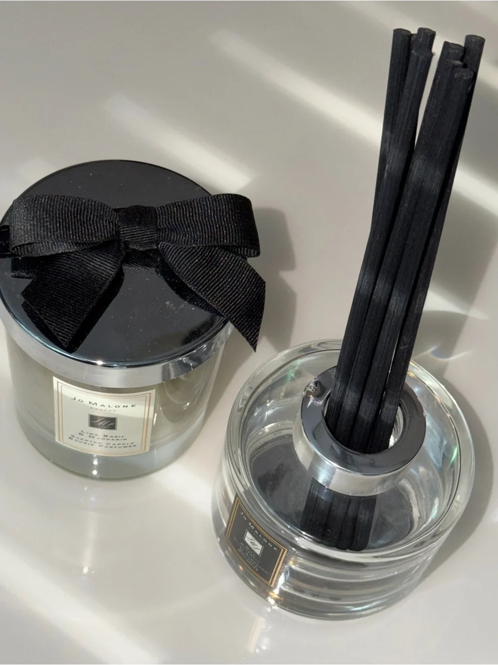 Jo Malone Black Reed Diffuser and Candle Duo holder